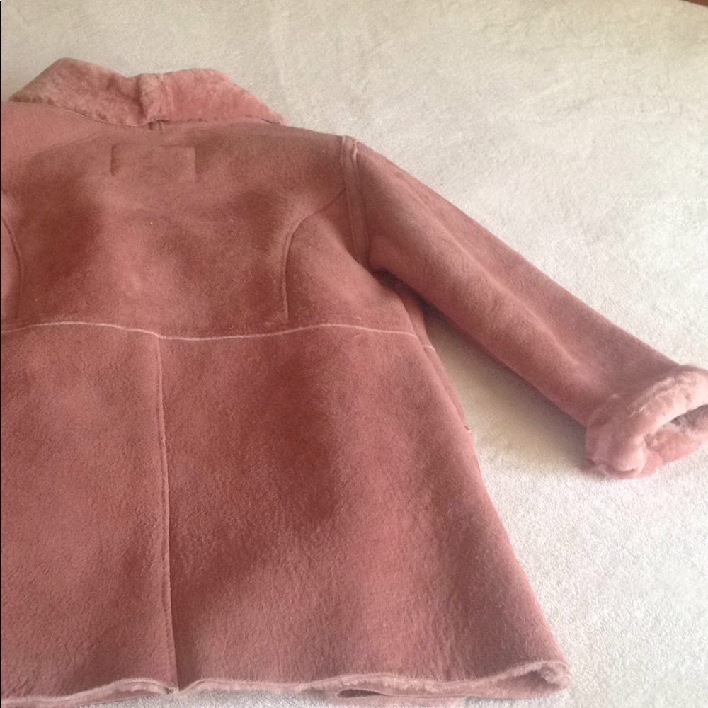 Girls size 4T shearling winter coat. - Picture 5 of 8